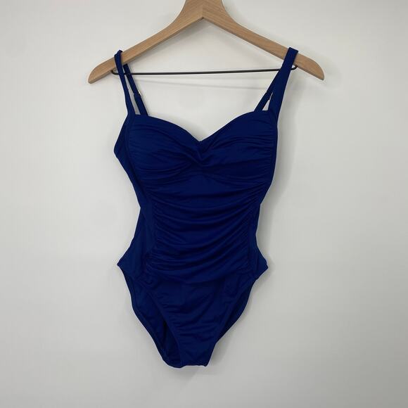 La Blanca Island Goddess Twist Front Shirred One Piece Swimsuit Navy Blue Size 6 - Picture 3 of 8
